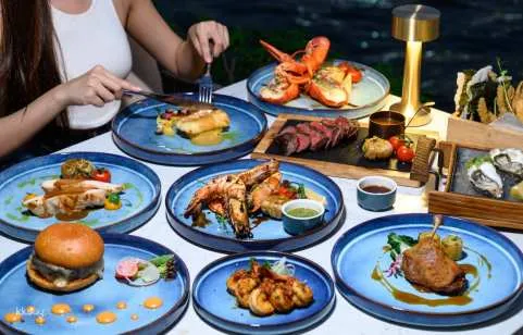 Siam Yacht Club by Royal Orchid Sheraton Bangkok | Thailand