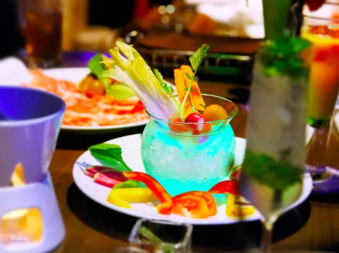 Roppongi MAHOU Dining Bar OSMAND: Magic Show x Restaurant in Tokyo | Japan